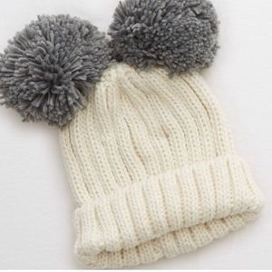 ISO!!! I am not selling!! Aerie beanie w detachable Pom Poms!!